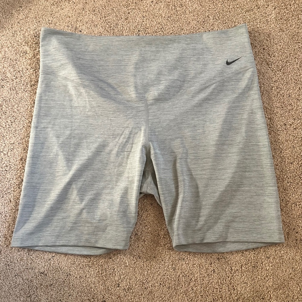 Nike Dri-FIT 2X Bike Shorts Gray Athletic Activewear Womens‎